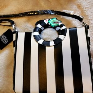 Loungefly Beetlejuice Sandworm Purse Hand bag Crossbody black white stripes nwt